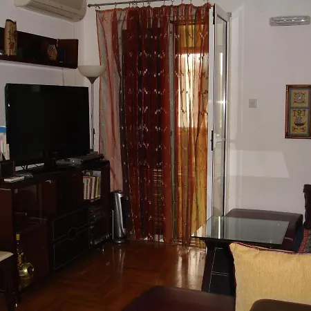 Apartments At Two Sisters Petrovac Exterior photo