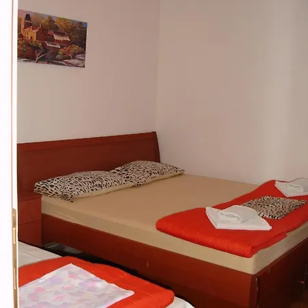 Apartments At Two Sisters Petrovac Exterior photo