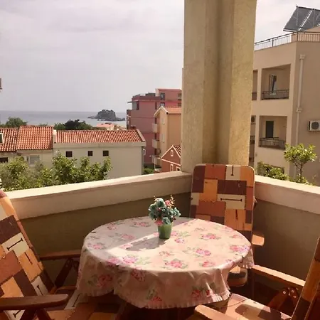 Apartments At Two Sisters Petrovac Exterior photo