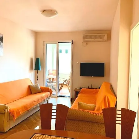 Apartments At Two Sisters Petrovac Exterior photo