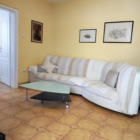 Apartments At Two Sisters Petrovac Exterior photo